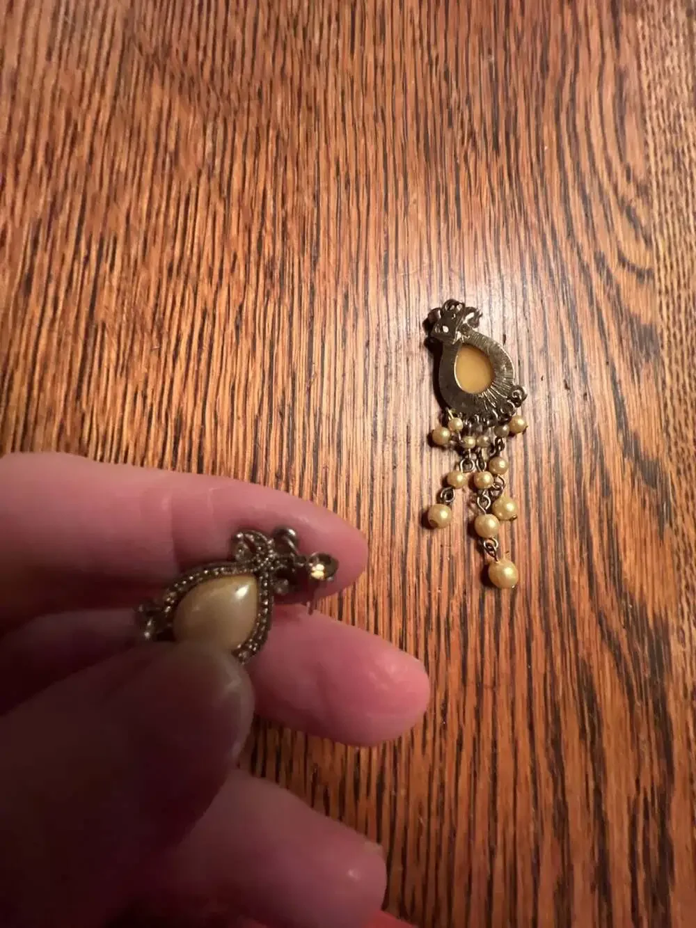 Vintage Gold Tone Faux Pearl Tassel Dangle Earrings